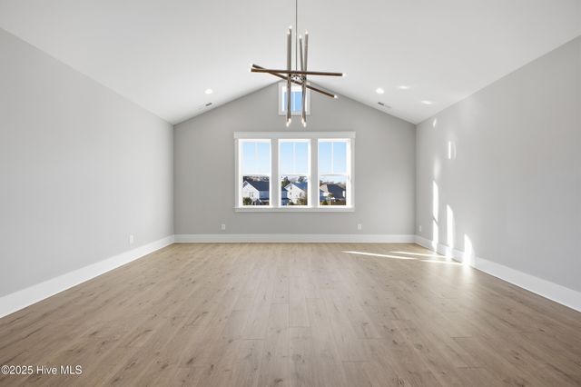 633 Bedminister Lane, Wilmington, NC 28405