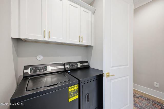 633 Bedminister Lane, Wilmington, NC 28405