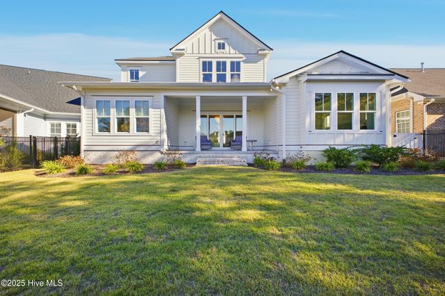 633 Bedminister Lane, Wilmington, NC 28405