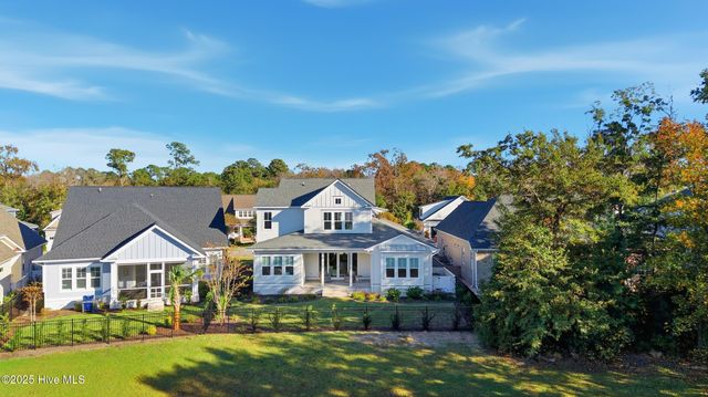 633 Bedminister Lane, Wilmington, NC 28405