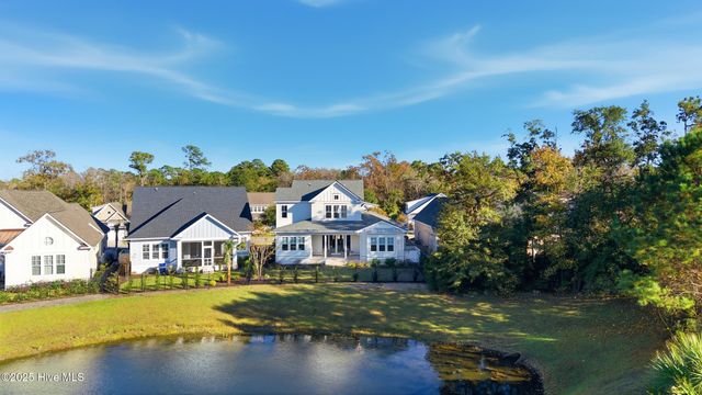 633 Bedminister Lane, Wilmington, NC 28405