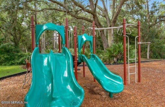 161 N TWIN MAPLE Road, St. Augustine, FL 32084