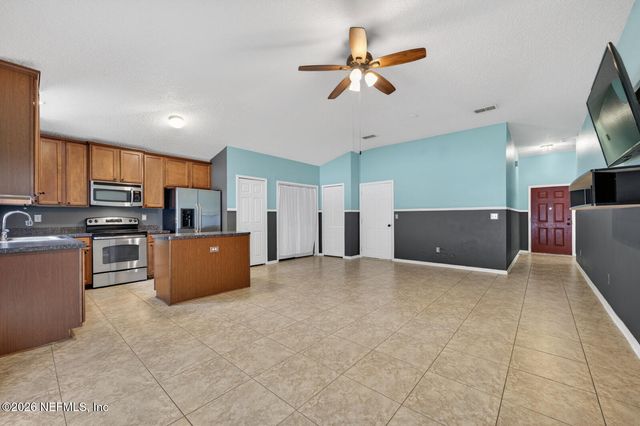 161 N TWIN MAPLE Road, St. Augustine, FL 32084
