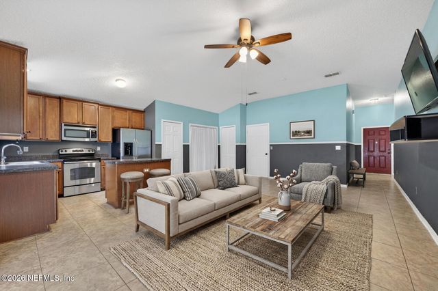 161 N TWIN MAPLE Road, St. Augustine, FL 32084
