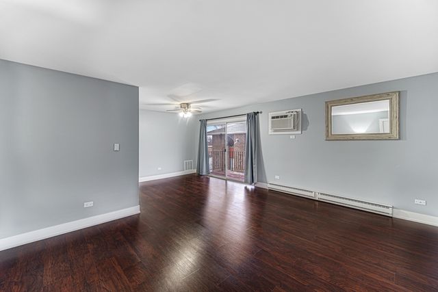 15830 Terrace Drive RO3, Oak Forest, IL 60452