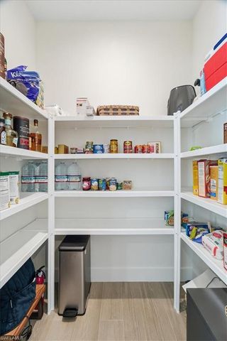 526 104th AVE N, Naples, FL 34108