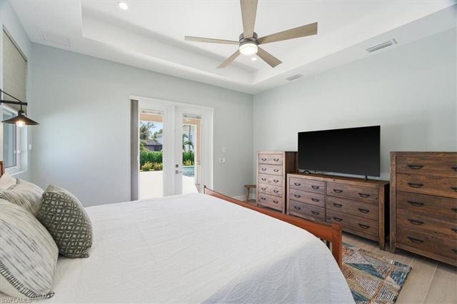 526 104th AVE N, Naples, FL 34108