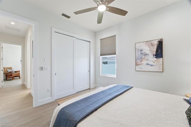 526 104th AVE N, Naples, FL 34108