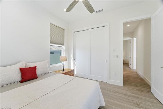 526 104th AVE N, Naples, FL 34108