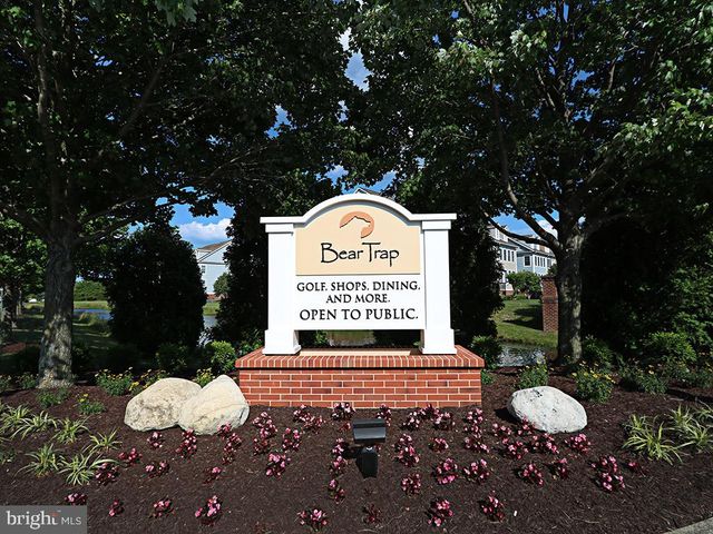 17 VILLAGE GREEN DR, Ocean View, DE 19970