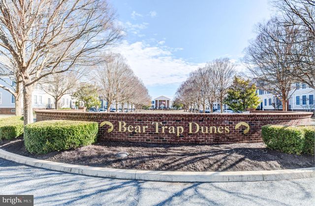 17 VILLAGE GREEN DR, Ocean View, DE 19970