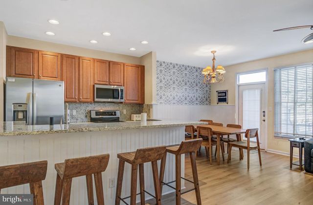 17 VILLAGE GREEN DR, Ocean View, DE 19970