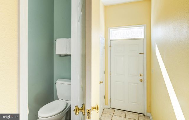 17 VILLAGE GREEN DR, Ocean View, DE 19970