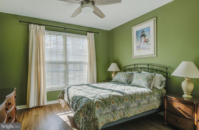 17 VILLAGE GREEN DR, Ocean View, DE 19970