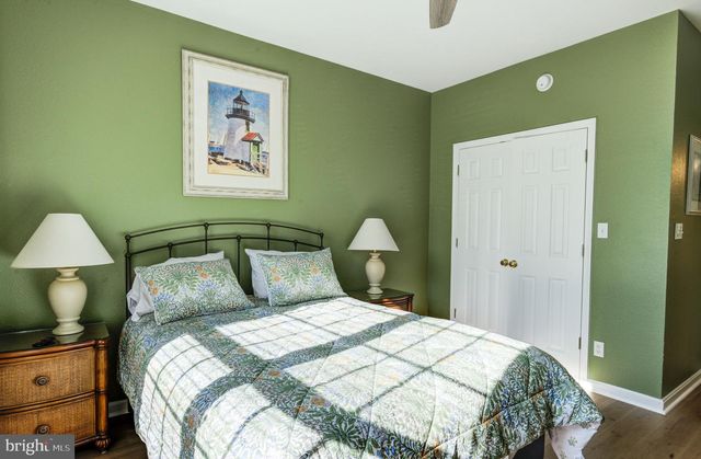 17 VILLAGE GREEN DR, Ocean View, DE 19970