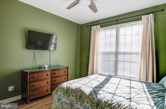 17 VILLAGE GREEN DR, Ocean View, DE 19970