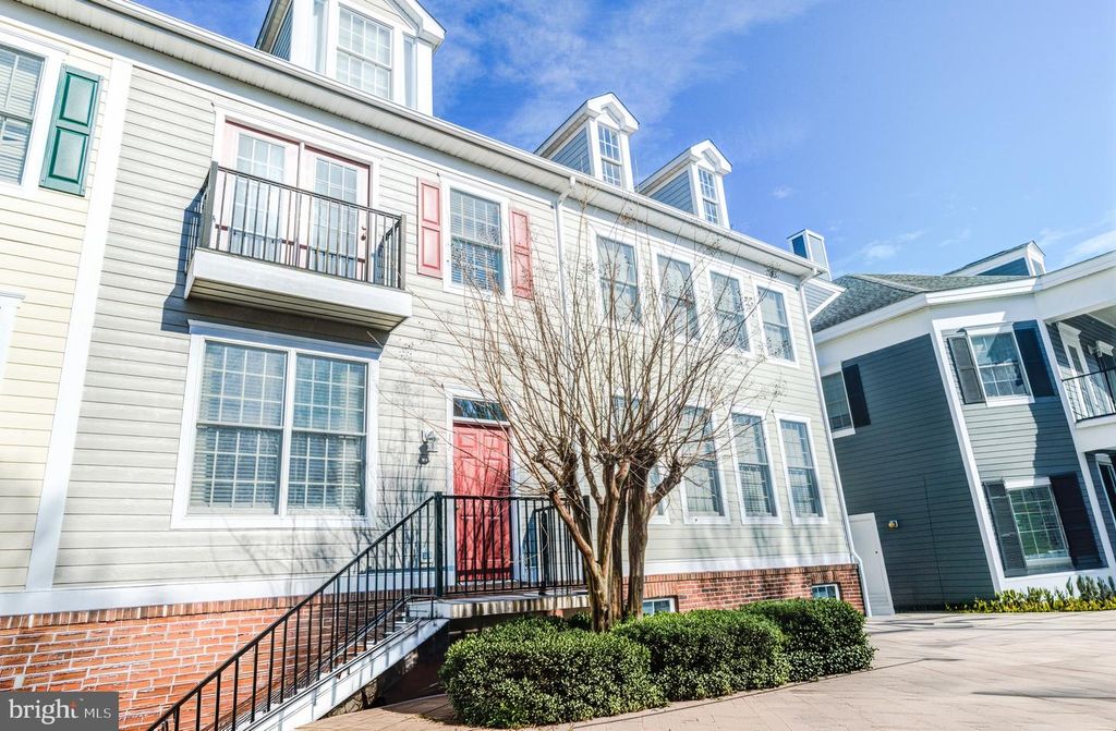 17 VILLAGE GREEN DR, Ocean View, DE 19970