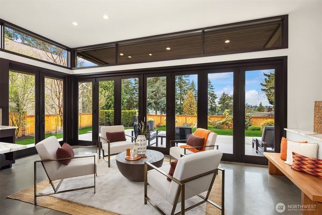 10314 SE 25th Street, Bellevue, WA 98004