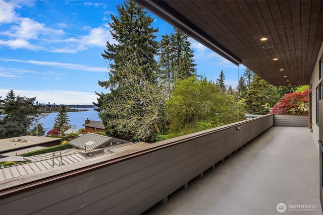 10314 SE 25th Street, Bellevue, WA 98004