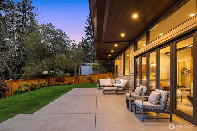 10314 SE 25th Street, Bellevue, WA 98004