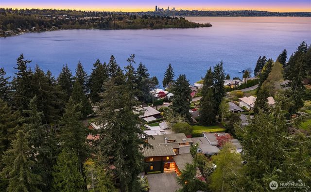 10314 SE 25th Street, Bellevue, WA 98004