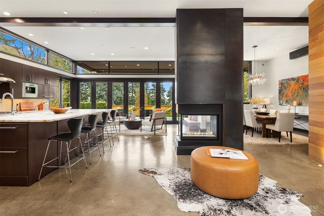 10314 SE 25th Street, Bellevue, WA 98004