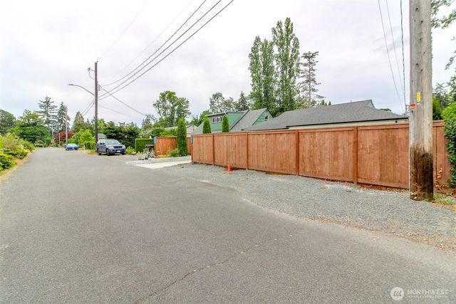 9610 Oak Lane SW, Lakewood, WA 98499