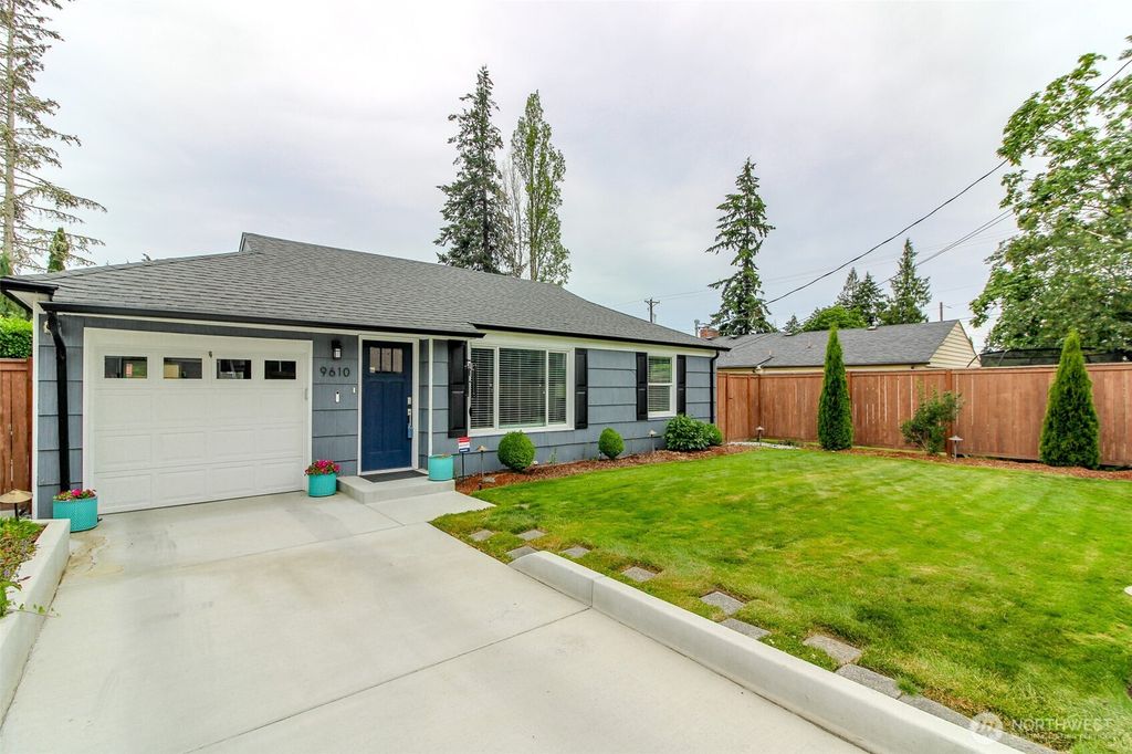 9610 Oak Lane SW, Lakewood, WA 98499