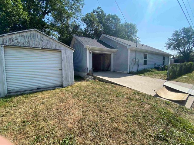 1015 5th Ave SE, Minot, ND 58701