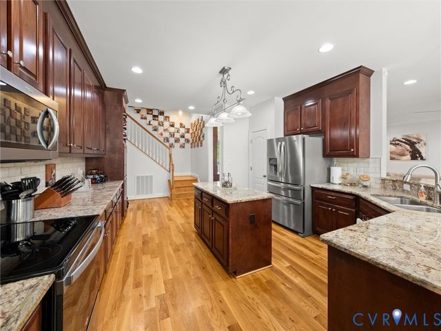 12713 Erinton Ter, Chesterfield, VA 23838