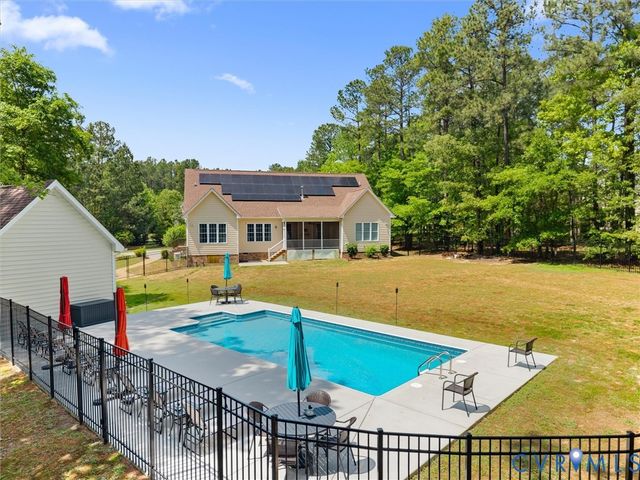 12713 Erinton Ter, Chesterfield, VA 23838
