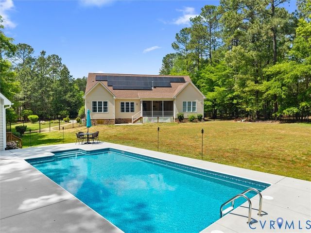 12713 Erinton Ter, Chesterfield, VA 23838