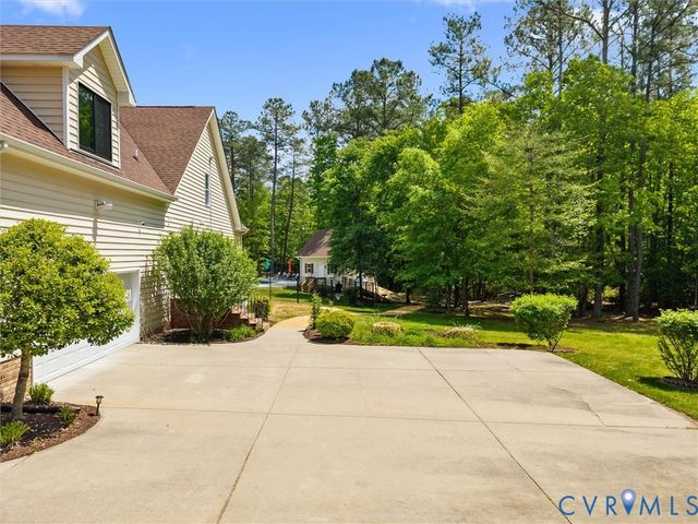 12713 Erinton Ter, Chesterfield, VA 23838