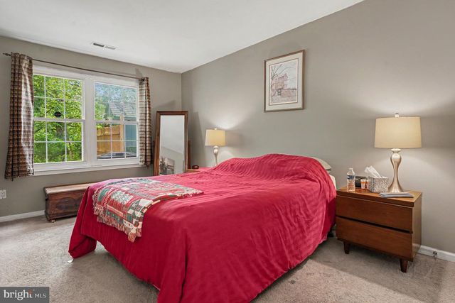 255 WOOD STREAM CT, Langhorne, PA 19047