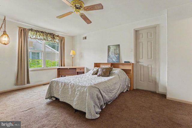 255 WOOD STREAM CT, Langhorne, PA 19047