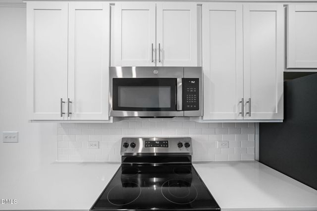 2304 Oakwood Meadows Court, Raleigh, NC 27604