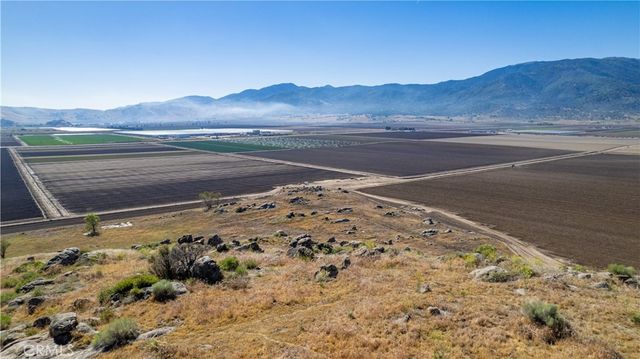 0 Edward, Tehachapi, CA 93561