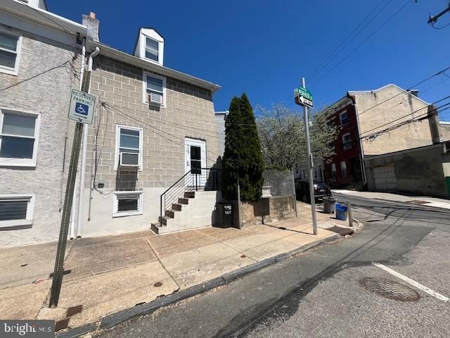 4401 BAKER ST, Philadelphia, PA 19127