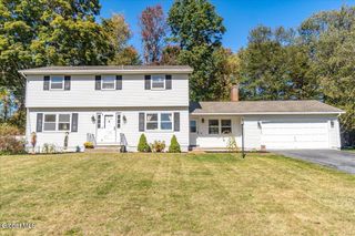 26 Velina Drive, Glenville, NY 12027
