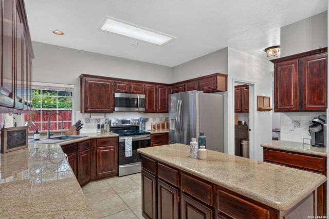 16507 Pembranch, San Antonio, TX 78240