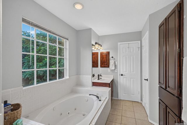 16507 Pembranch, San Antonio, TX 78240