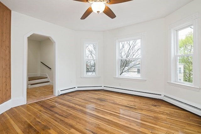 54 Montrose 2, Somerville, MA 02143