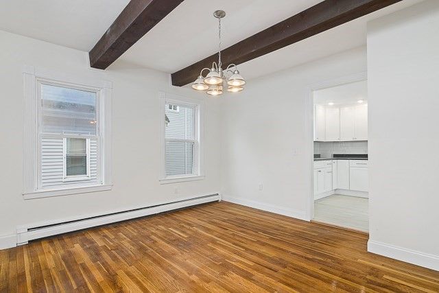 54 Montrose 2, Somerville, MA 02143