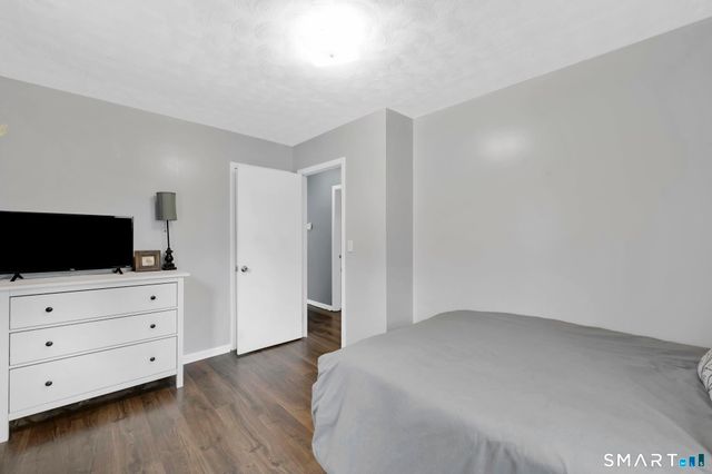 298 Broad Brook Road, Enfield, CT 06082