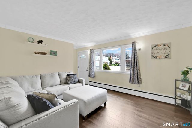 298 Broad Brook Road, Enfield, CT 06082