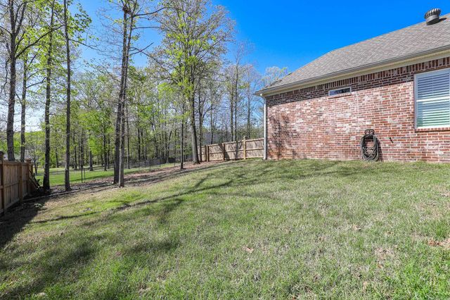 1519 SAWTOOTH, Benton, AR 72019