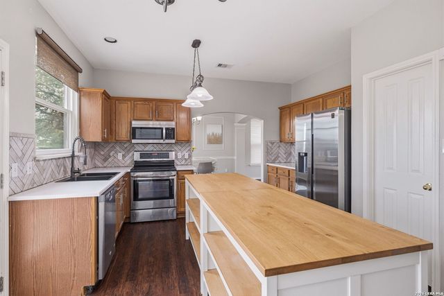 21726 Longwood, San Antonio, TX 78259