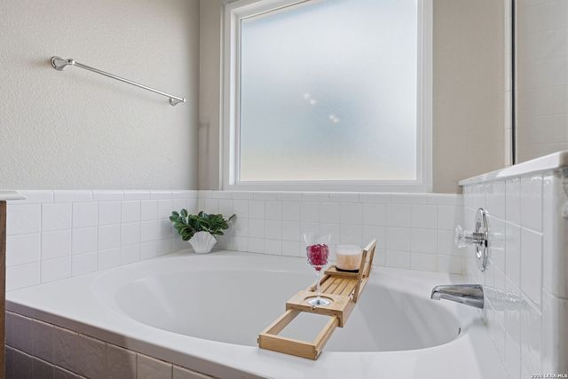 21726 Longwood, San Antonio, TX 78259