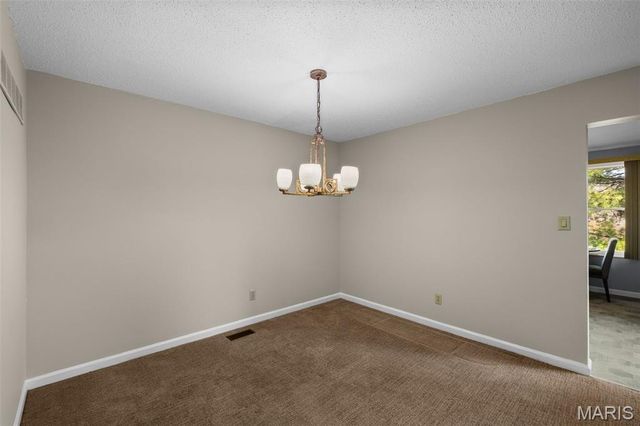 5427 Duchesne Parque Drive, Unincorporated, MO 63128