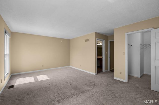 5427 Duchesne Parque Drive, Unincorporated, MO 63128